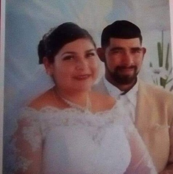 Meet your Posher, Carlos - Picture 1 of 1